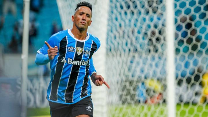 Lucas Barrios encontró club: firmó en Argentinos Juniors