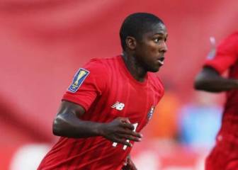 Cooper ya está en Chile y será presentado este martes en la U