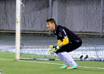 Everton suma a arquero charrúa como su segundo refuerzo