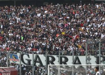 Hinchas de Colo Colo agotan las entradas para el Superclásico