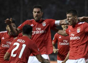Benfica de Nico Castillo avanza a la fase de grupos de Champions