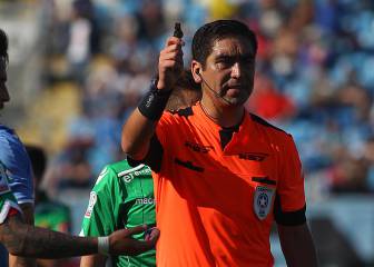 El árbitro chileno que se retira en el amistoso de la Roja