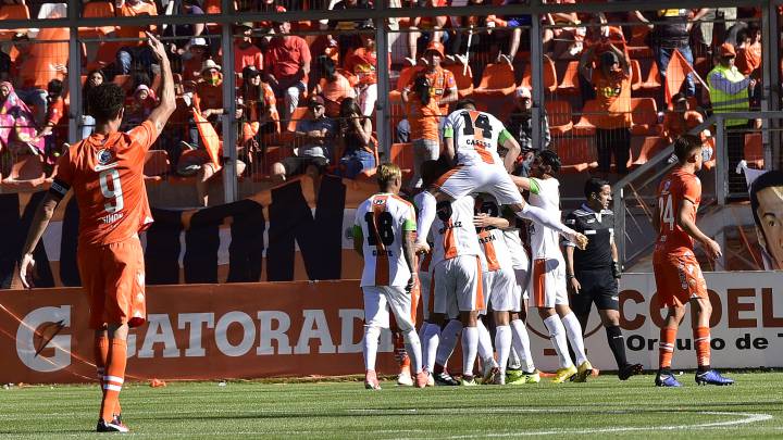 Cobreloa 2 2 Cobresal Los Mineros Vuelven A Primera As Chile