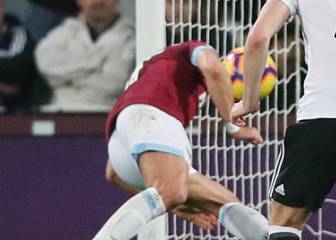 West Ham y Pellegrini celebran una polémica victoria