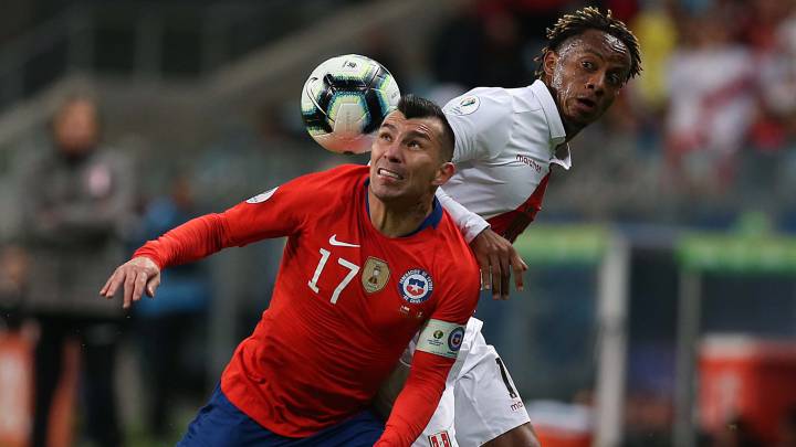 El capitán de la Roja elogió el buen juego exhibido por Perú y se mostró triste, pero optimista por el futuro que sigue a la Roja y ya piensa en Argentina.