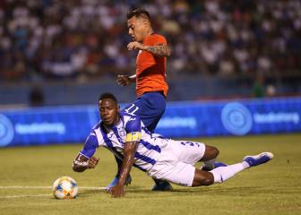 La inusual función como '10' de Eduardo Vargas ante Honduras