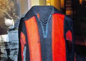 La historia de la camiseta más vieja del Barcelona que estaba guardada en Melipilla