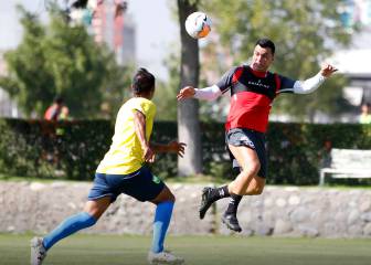 Paredes compra un club