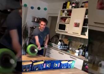 El creativo juego de unos amigos para enfrentar la cuarentena