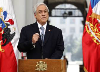 Las nuevas medidas de Piñera por la crisis: luz, agua e internet