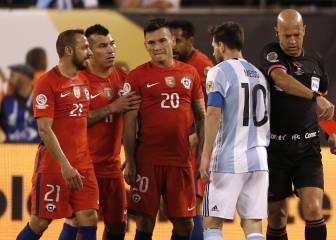 Díaz armó su equipo ideal de baby fútbol con tres de la Roja