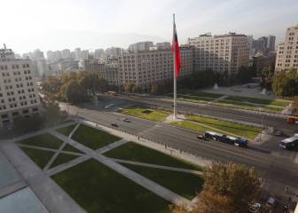 ¿Por qué no hay cuarentena total en Chile? Así es el modelo que sigue el Gobierno