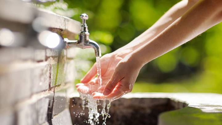 Postergación del pago del agua: cómo beneficiarse y qué pasa con los impagos
