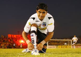 Las ofertas del extranjero que casi sacan a Riffo de Colo Colo