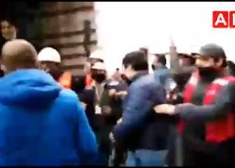 La masiva 'funa' que sufrió Mañalich en el Aeropuerto