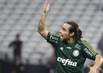 Valdivia reveló el papel que jugaron la Roja y Lucas Barrios en su salida de Palmeiras