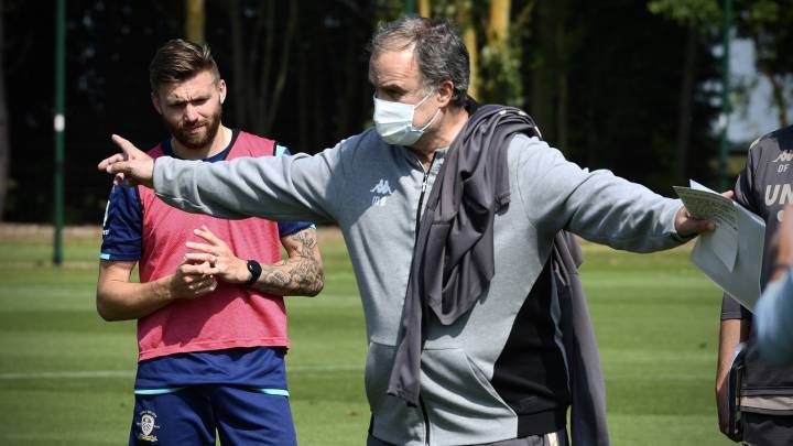 El Plan De Los Hinchas De Newell S Para Apoyar Al Leeds De Bielsa As Chile