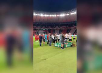 El pasillo que el Bayern le hizo al Leverkusen tras la final de la Copa de Alemania