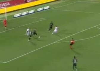 La 'jugada perfecta' de Medel como zaguero en el Bologna