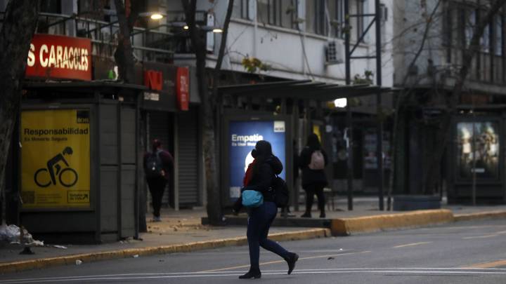Cuarentena en Chile: ¿qué comunas entran, cuáles salen y cuáles siguen este lunes 17?