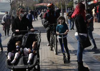 Curva y mapa de casos, contagios y muertes por región en Chile, hoy, 12 de agosto