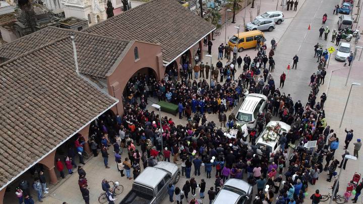 Curva y mapa de casos, contagios y muertes por región en Chile, hoy, 29 de agosto