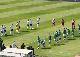 El emotivo minuto de silencio que marcó el duelo de Colo Colo