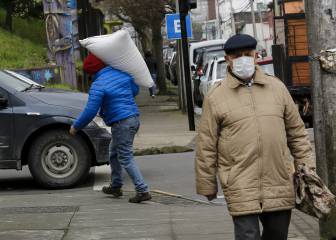 Curva y mapa de casos, contagios y muertes por región en Chile, hoy, 30 de agosto