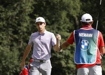 Niemann cerró un gran fin de semana a dos golpes de los líderes y clasifica a la FedEx