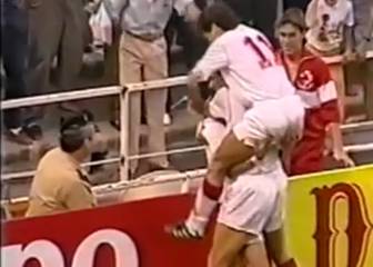Una joya que cumple 30 años: el golazo de Zamorano al Real Madrid como '9' del Sevilla