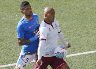 'Chupete' Suazo anota un gol en Primera después de un lustro