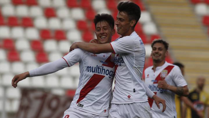 Curico Unido Supera A Coquimbo Y Sube En La Tabla As Chile