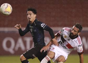 Mauricio Isla tuvo un amargo debut en Copa Libertadores
