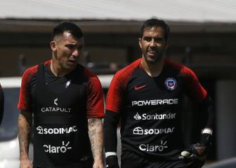 La rara coincidencia del torneo local con los duelos de la Roja