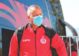 El drama del DT líder de la B: su madre está grave con Covid