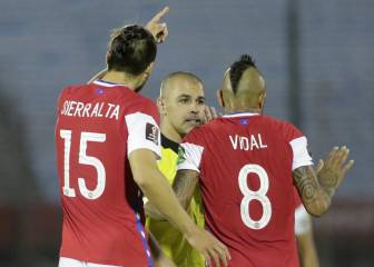 Sierralta revela el rol clave de Vidal, Sánchez y Aránguiz en la actitud de los debutantes