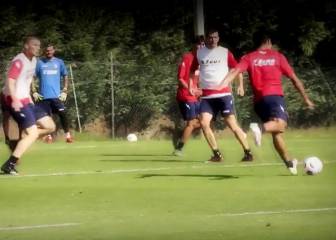 Los 2 golazos de Luis Rojas en su primera práctica en Crotone