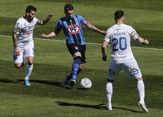 Huachipato derrotó a Everton y se metió en zona copera