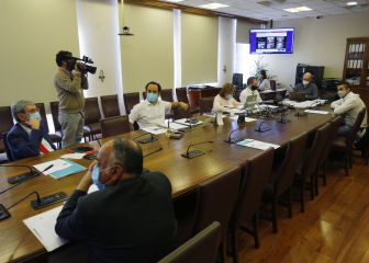 Acusación contra ministro Pérez se postergó para el martes