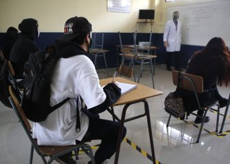 Curva y mapa de casos, contagios y muertes por región en Chile, hoy, 31 de octubre