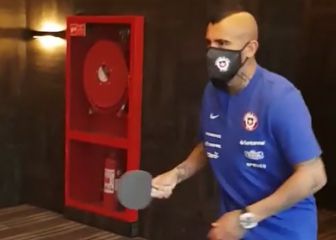 ¿Quién crees que ganó? Así fue el torneo de ping pong en la Roja