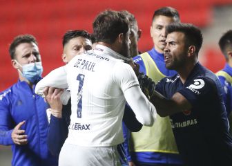 La dura pelea de Espinoza con De Paul que marcó la derrota de la U