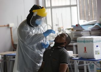 Curva y mapa de casos, contagios y muertes por región en Chile, hoy, 22 de noviembre