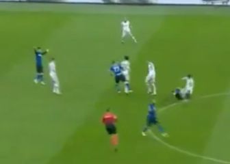 El choque de alto voltaje entre Alexis y Medel en la Serie A