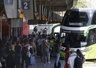 Comunas de la Región Metropolitana en fase 2: toque de queda, actividades permitidas y clases presenciales