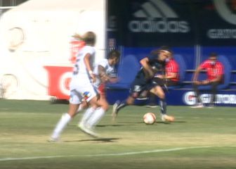 ¡Qué corrida!: la enorme jugada de la capitana de la U que marcó el Superclásico