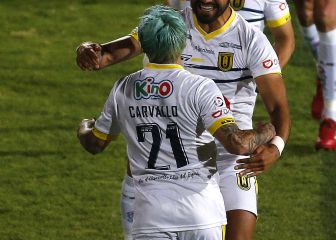 Ronaldinho y Maradona: el golazo de Carvallo que casi es anulado