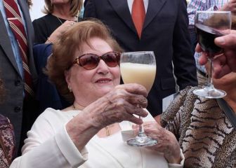 La atrevida foto del 98 cumpleaños de Lucía Hiriart de la que tanto se habla