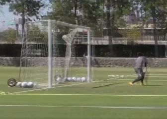 ¡Al ángulo!: Matías prepara el clásico ante la UC con este golazo