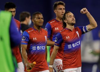 Formación confirmada de U. Católica para recibir a Vélez por la Copa Sudamericana